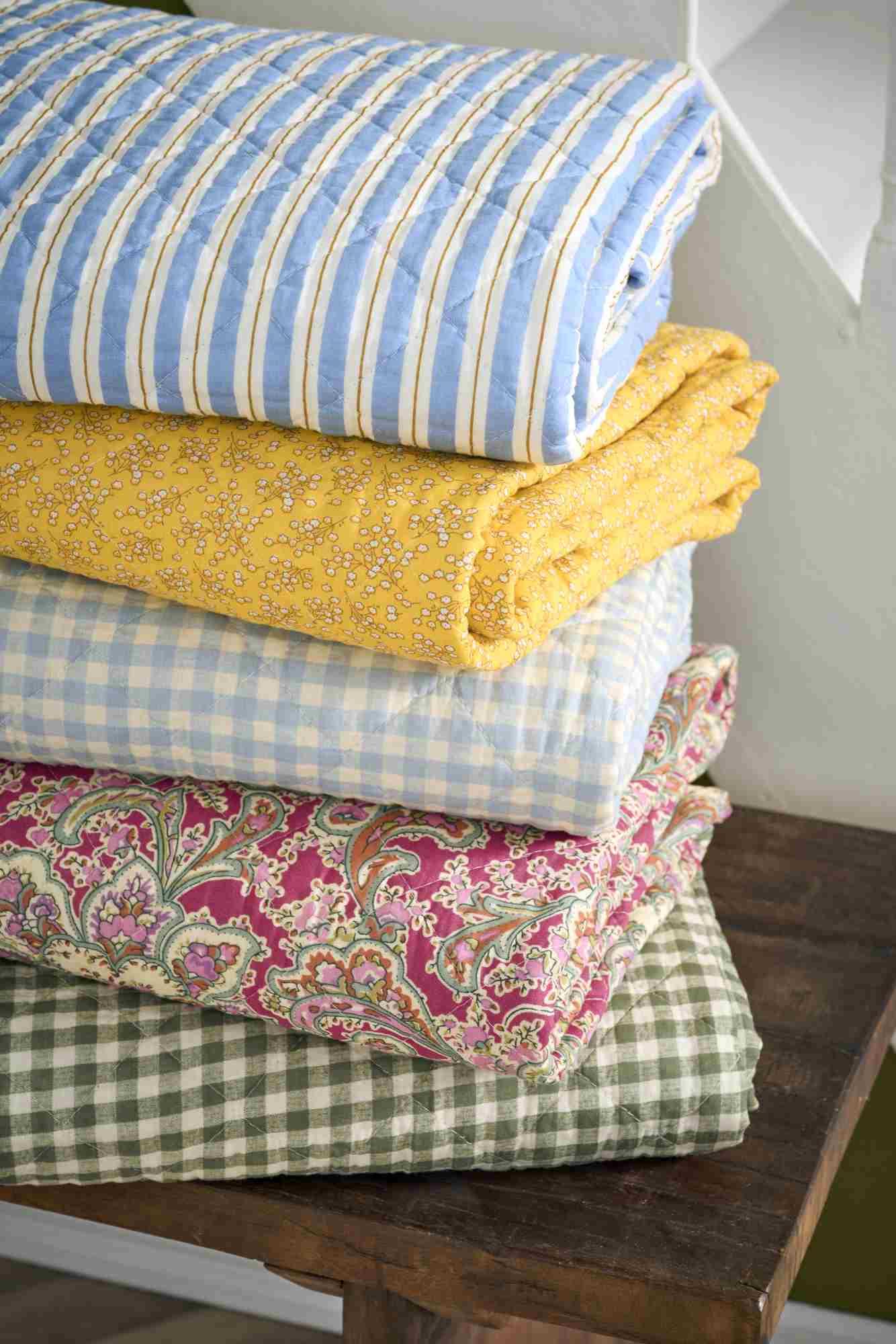 IB Laursen Tagesdecke Quilt blau-weiß braun gestreift 130x180cm