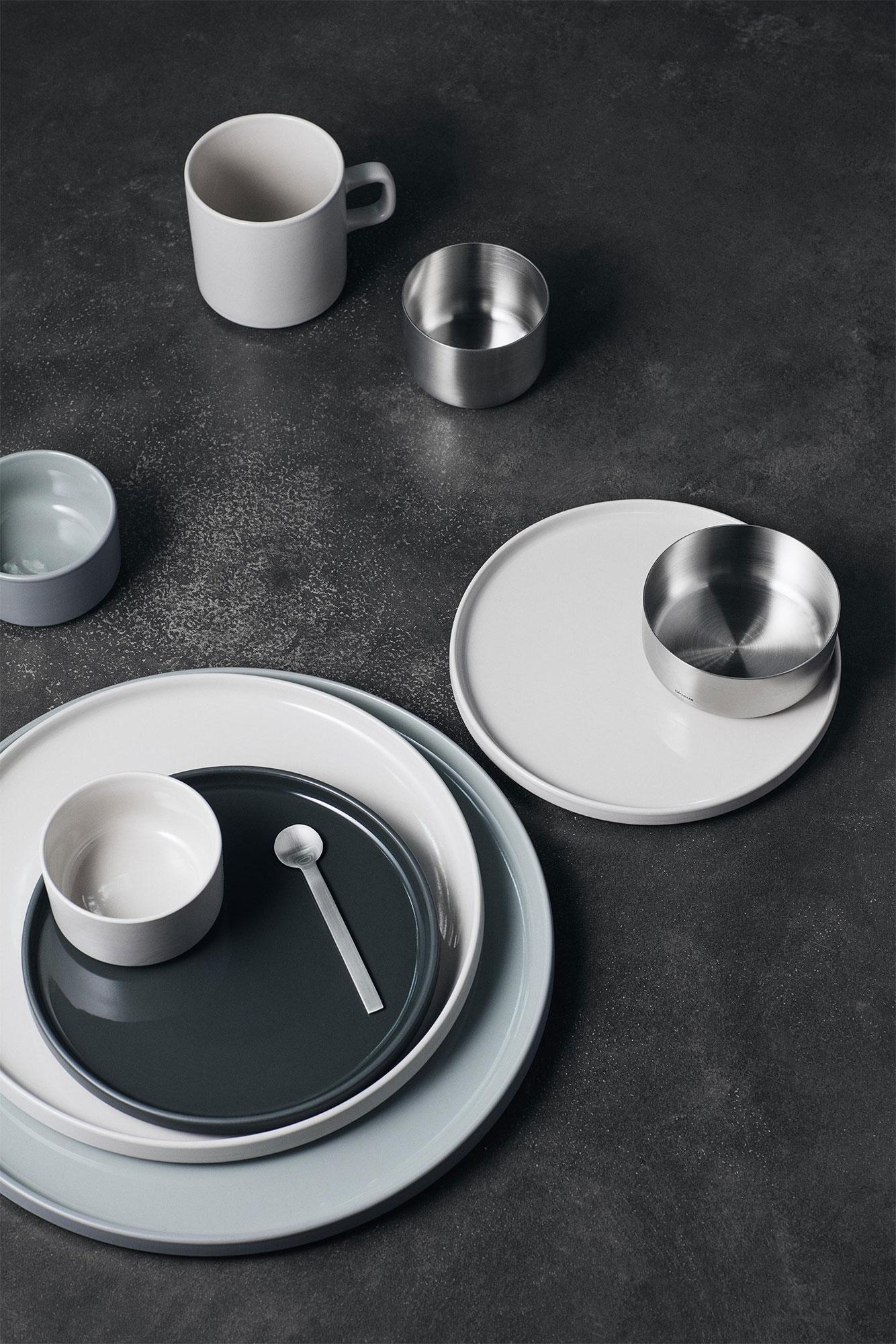 blomus Pilar Teller 20 cm mirage grey grau