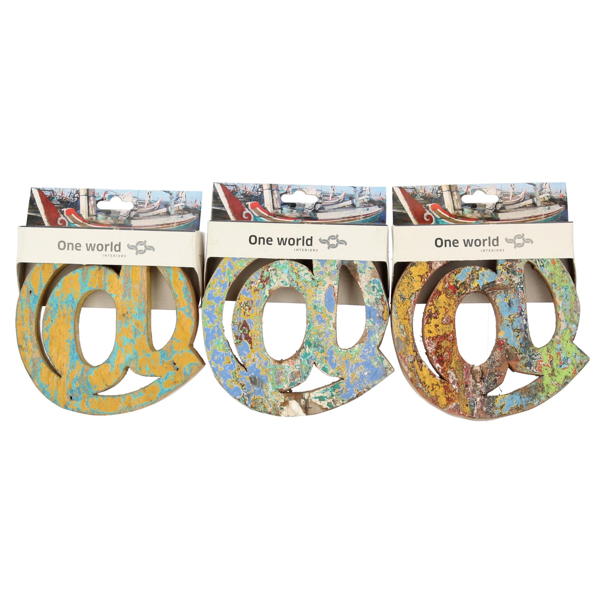 One World Interiors Buchstabe @ aus Recyclingholz Holzbuchstaben Upcycling