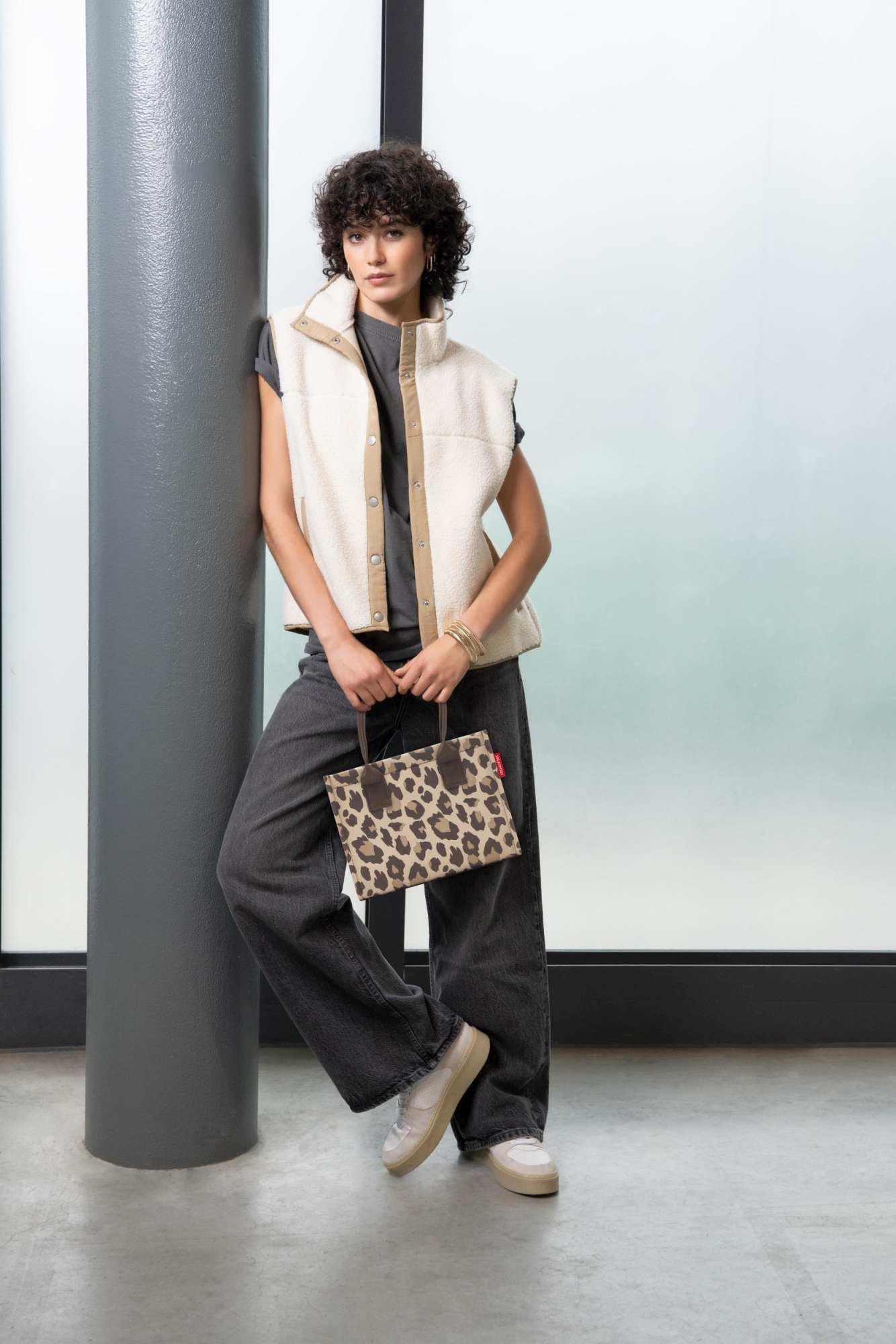 reisenthel Handtasche daily shopper XS Leo Macchiato GN6048