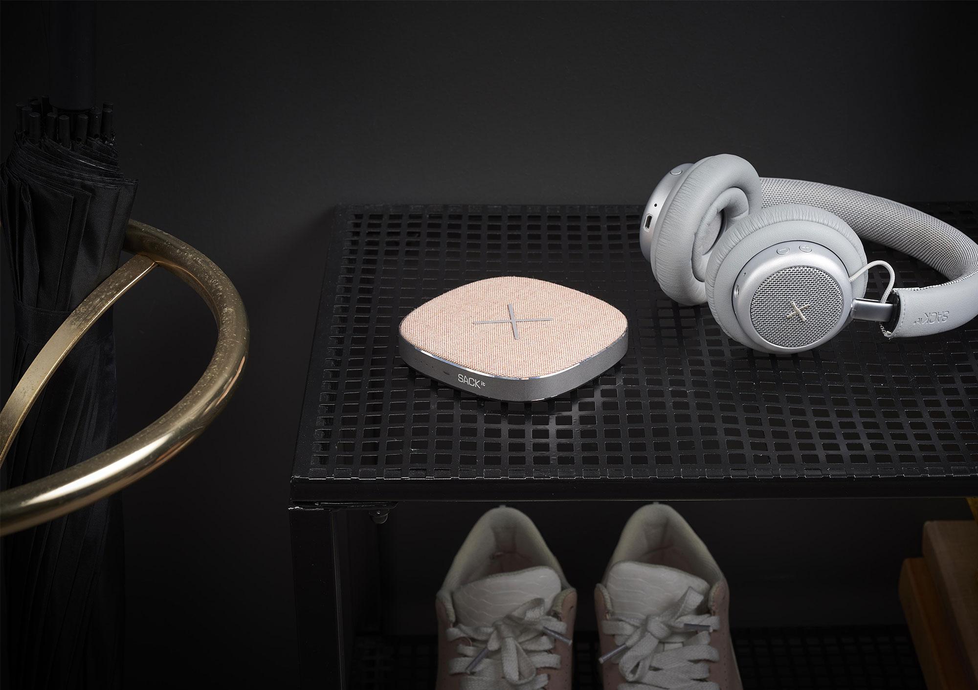 SACKit ChARGEit induktives Ladegerät Powerbank rose