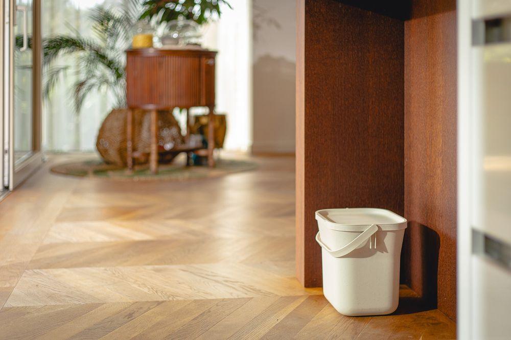 Plastia Behälter 6L mit Einsatz Elfenbein weiß Kaffeesatz Plastia Behälter 6L mit Einsatz Elfenbein weiß Kaffeesatz