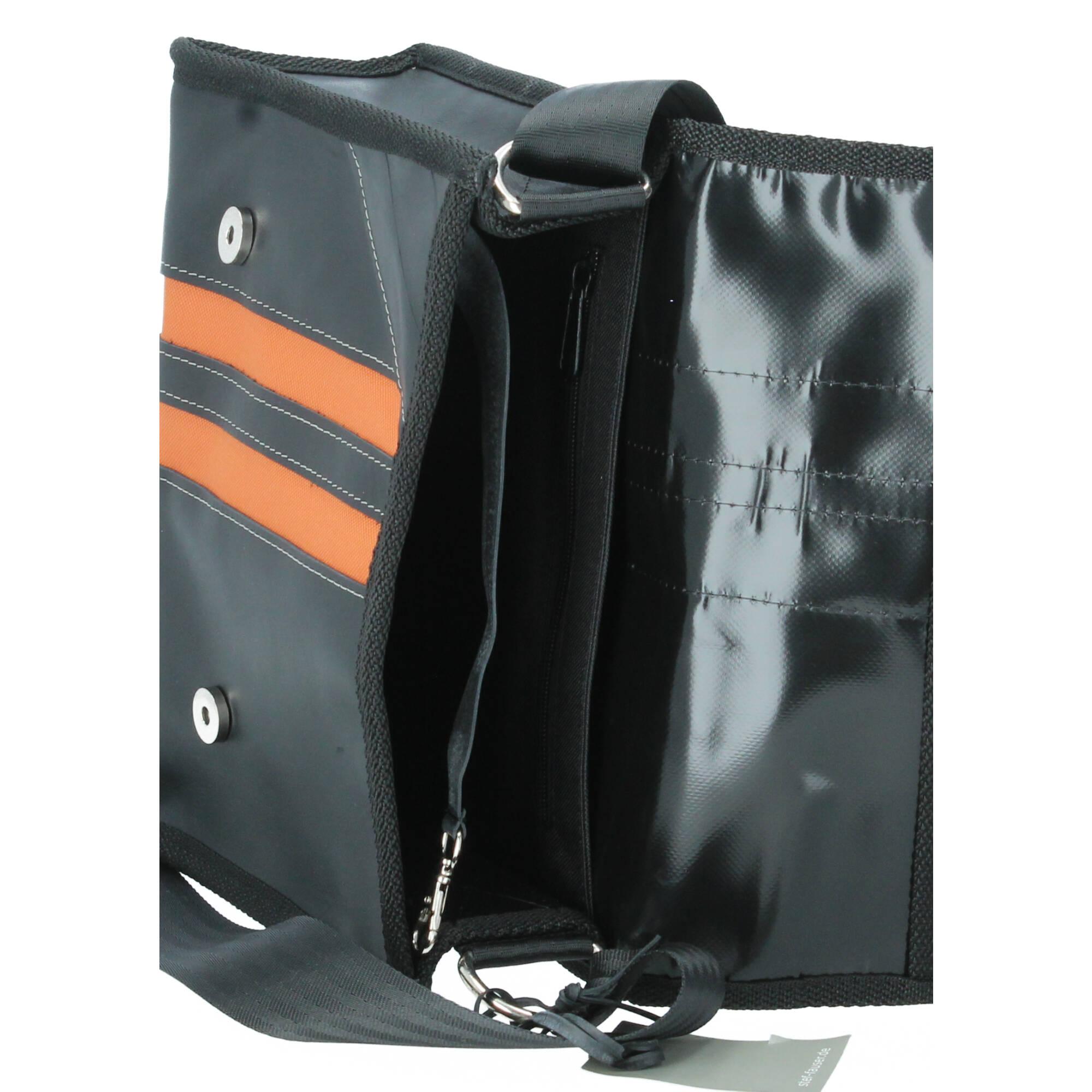 Stef Fauser Schultertasche Radlerengel small Leder 27x24x10 cm schwarz