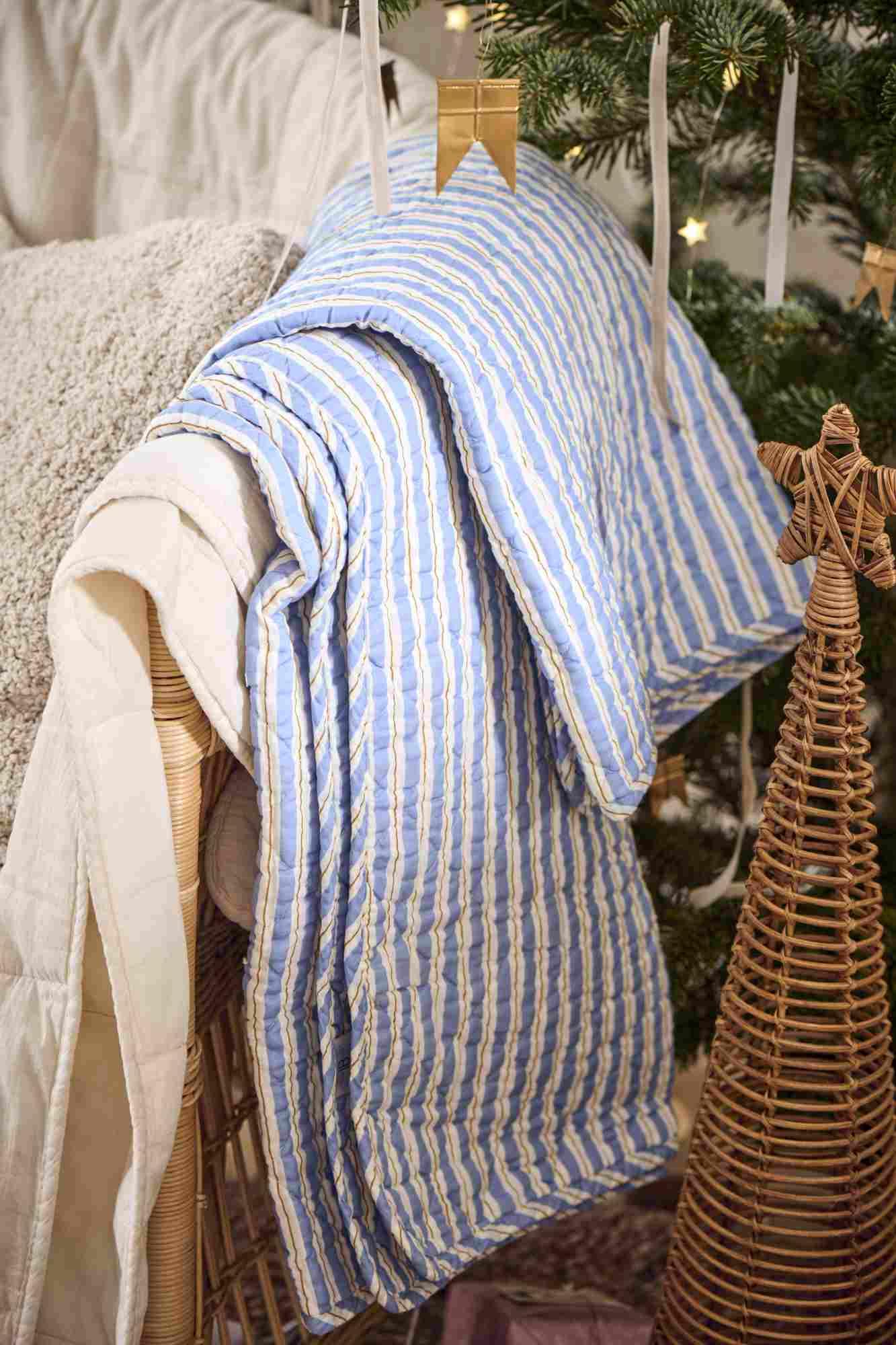 IB Laursen Tagesdecke Quilt blau-weiß braun gestreift 130x180cm IB Laursen Tagesdecke Quilt blau-weiß braun gestreift 130x180cm