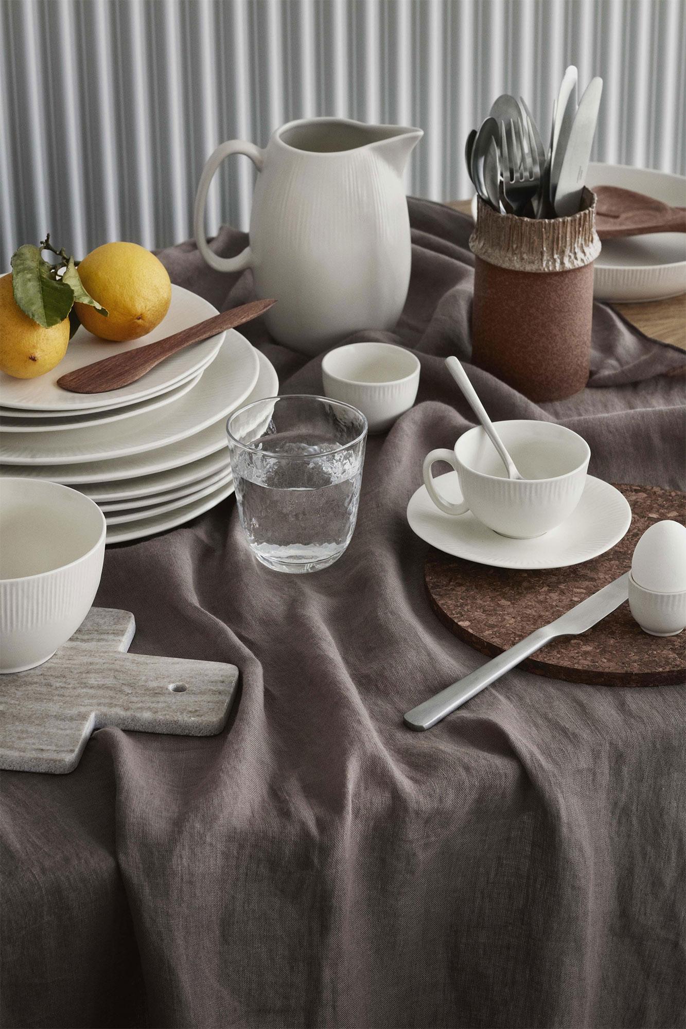 Broste Copenhagen Eierbecher Sandvig weiß