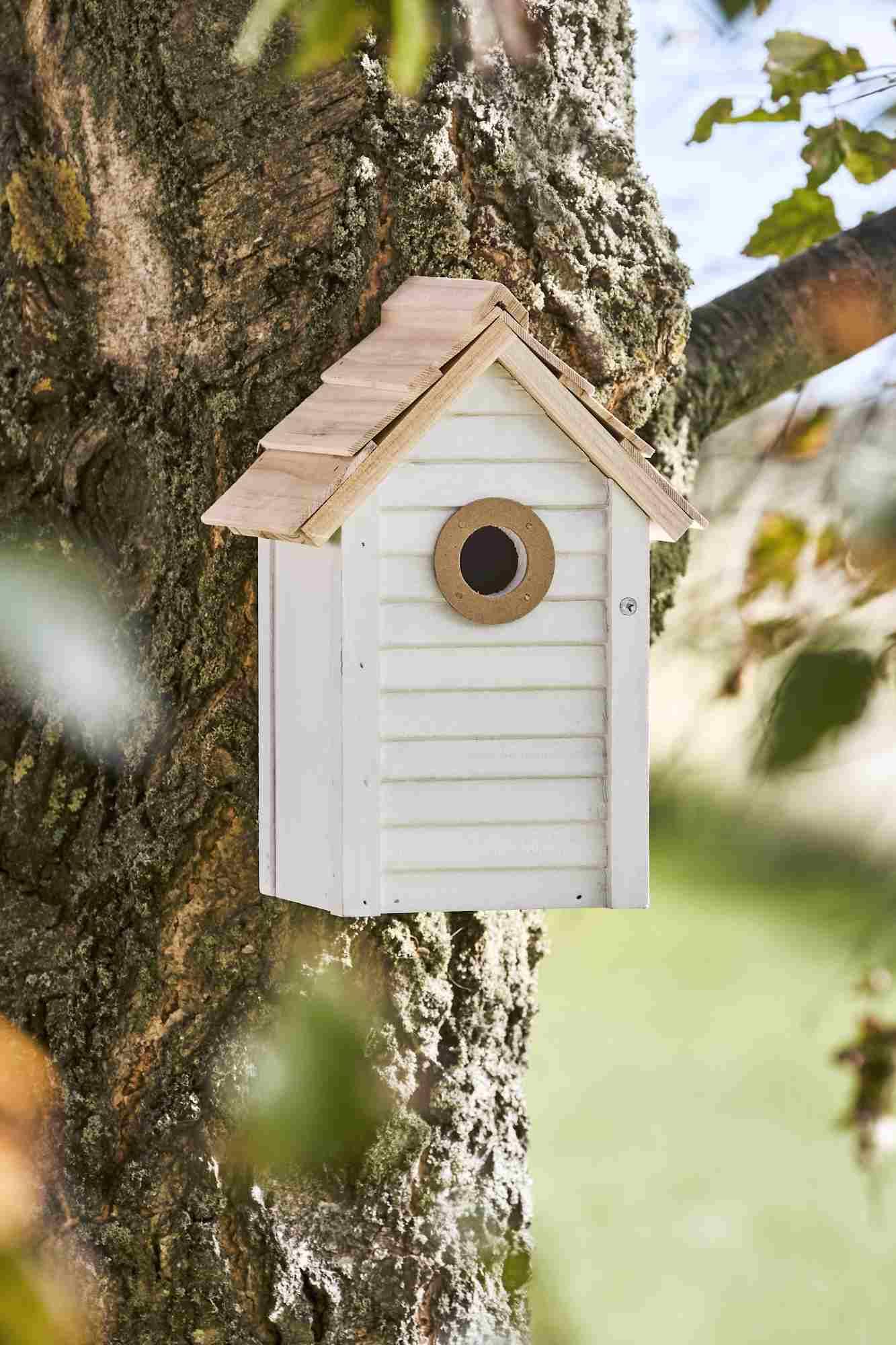 IB Laursen Nistkasten Vogelhaus weiß - naturf. Dach Loch 32mm IB Laursen Nistkasten Vogelhaus weiß - naturf. Dach Loch 32mm