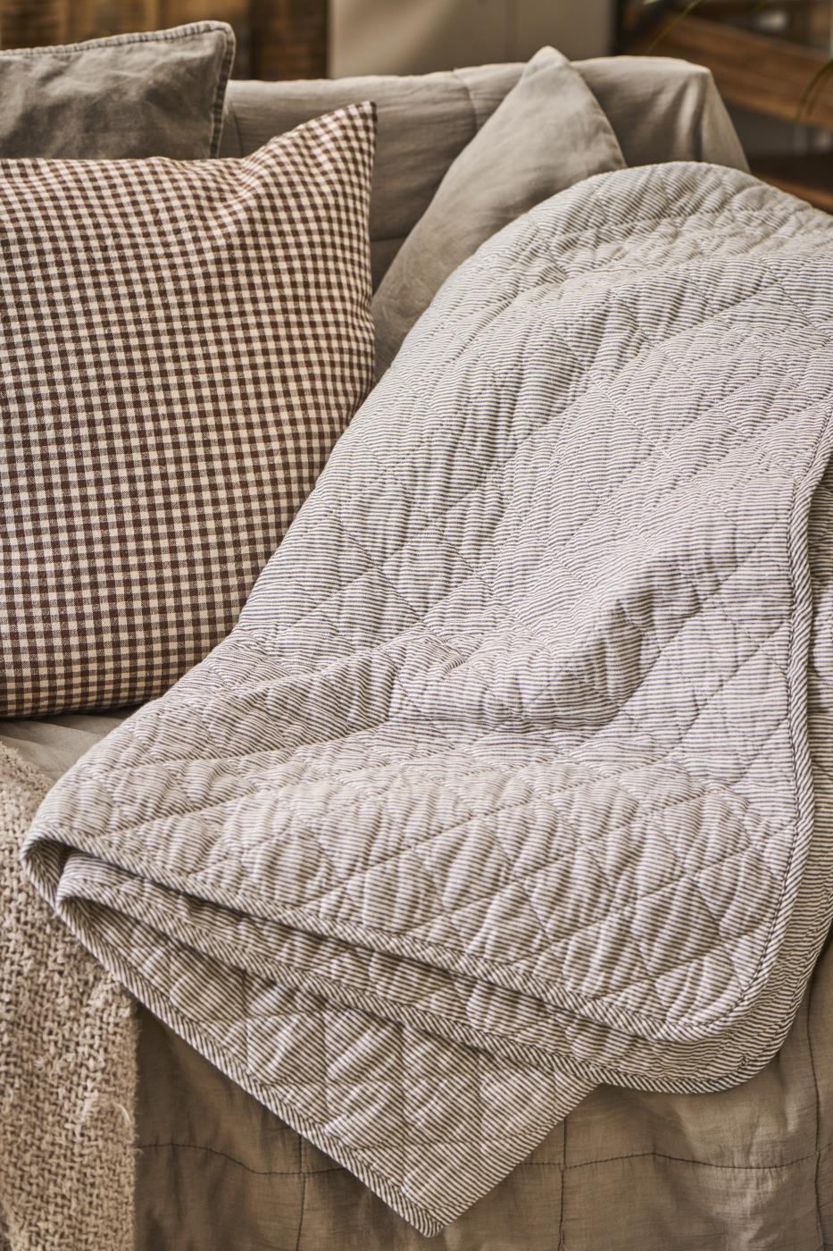 IB Laursen Tagesdecke Quilt weiß/dunkelgrau gestreift 130x180cm