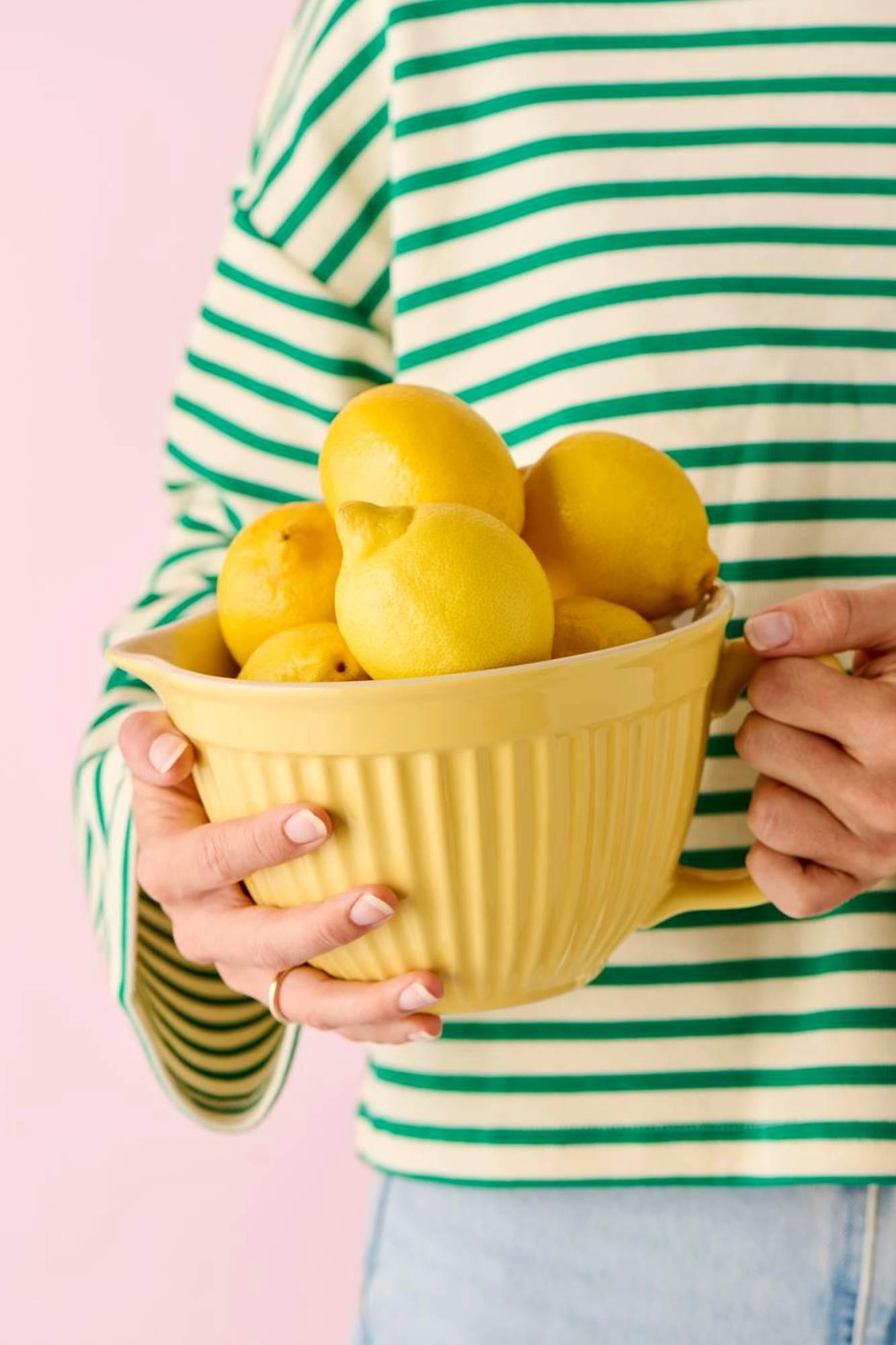 Ib Laursen Mynte Rührschüssel m. Ausguss Lemonade