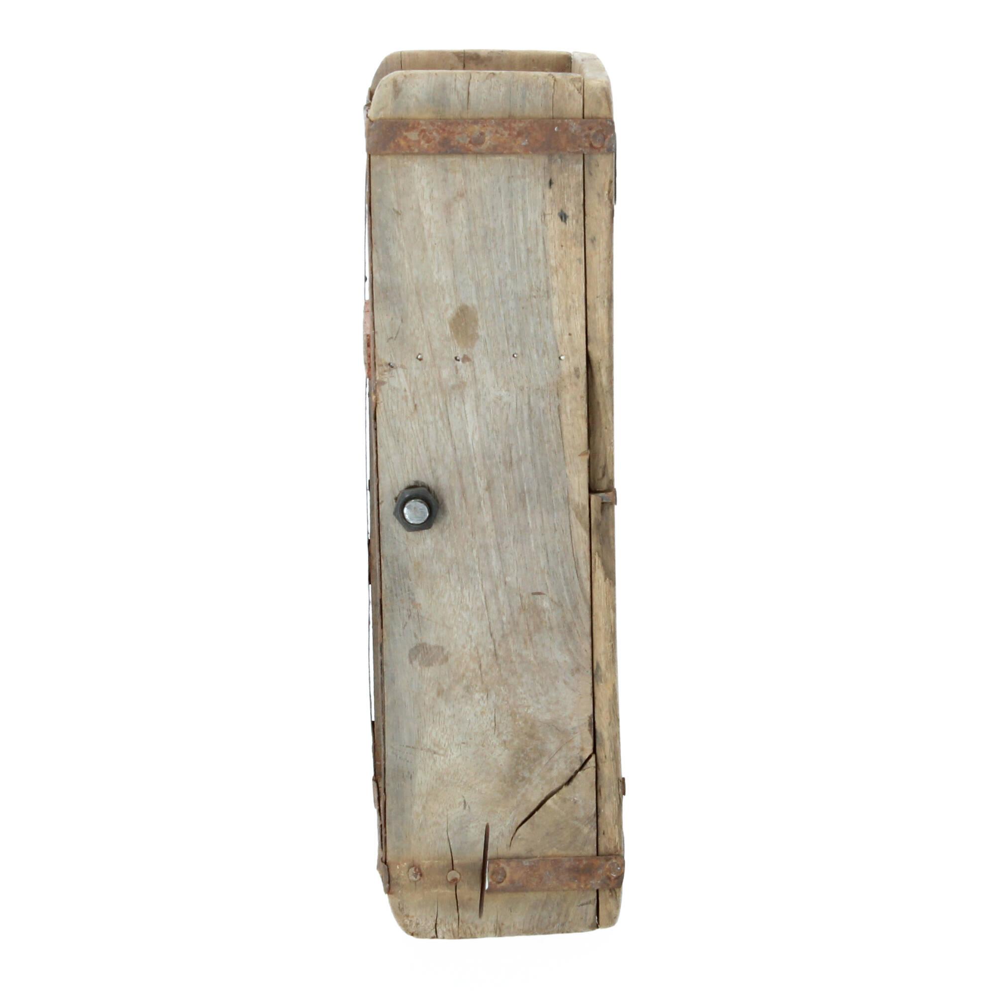Chic Antique Toilettenpapierhalter aus Backsteinform upcycling