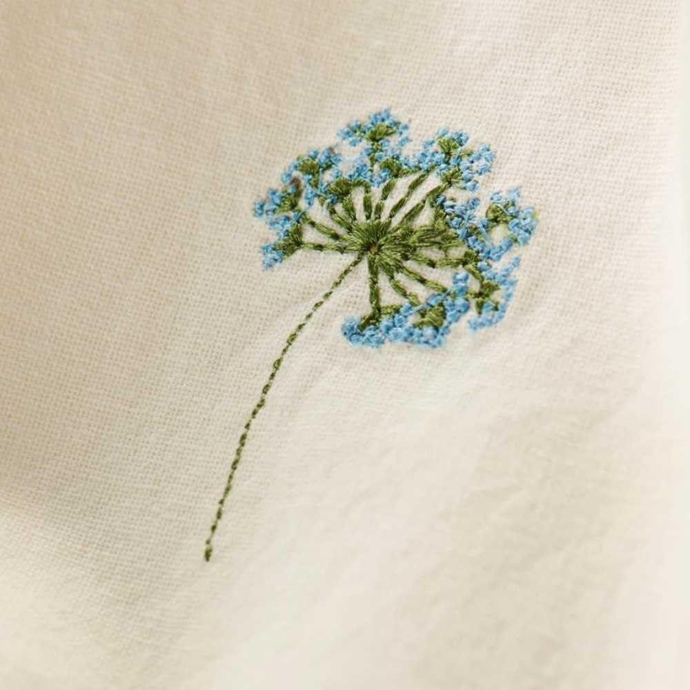 IB Laursen Serviette Floral blaue Doldenblume butter 63031-82 IB Laursen Serviette Floral blaue Doldenblume butter 63031-82