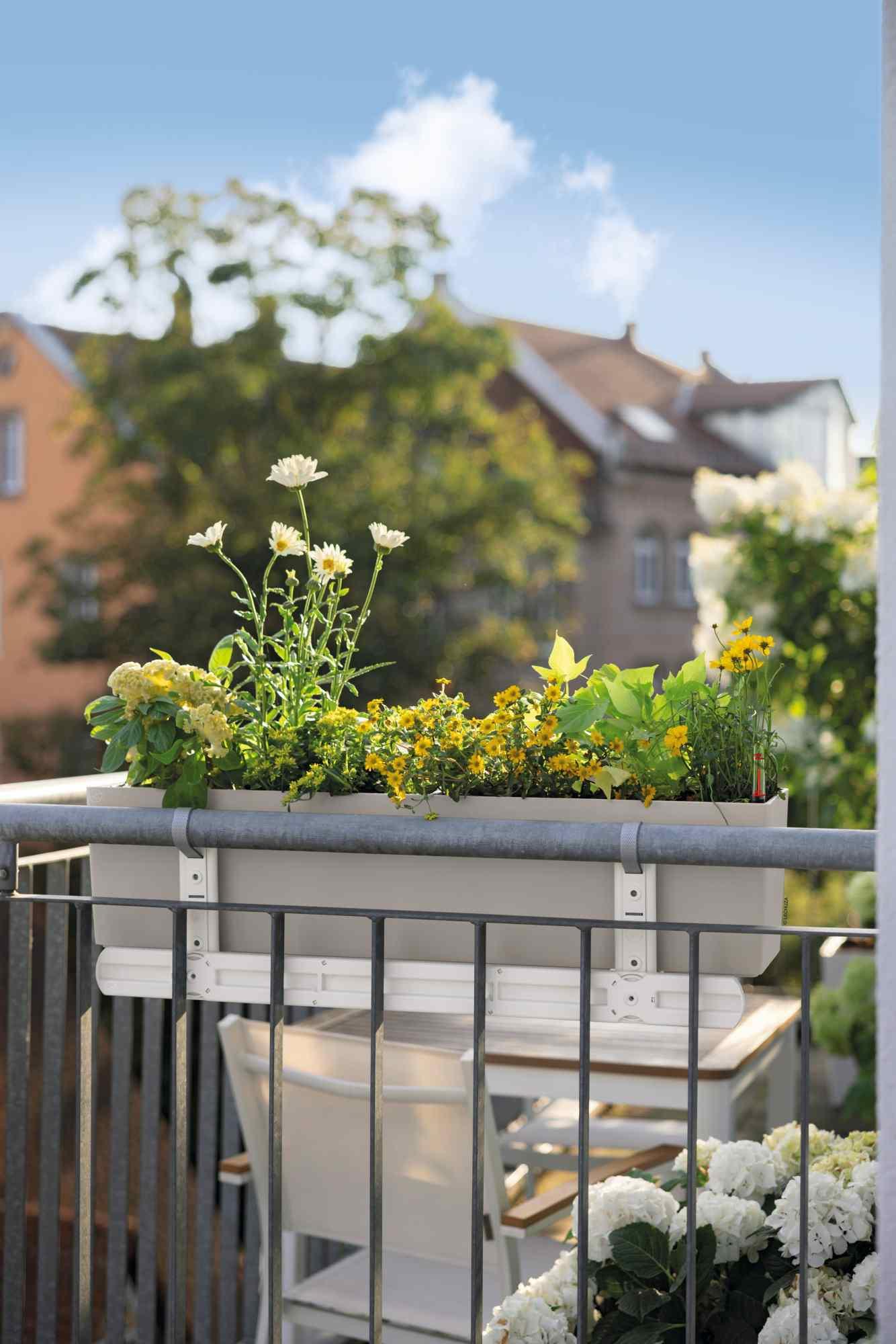 Lechuza Balkonkastenhalter WALL Balconera Wandmontage weiß